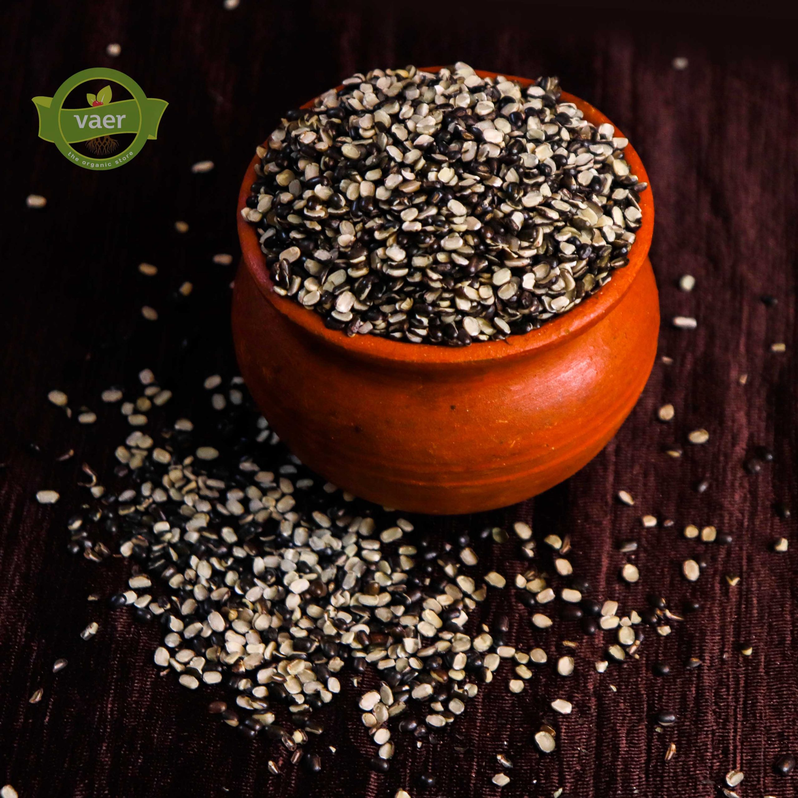 Vaer Organic Black Urad Dal Splitted With Skin