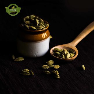 Vaer Organic Cardamon Indian Spices